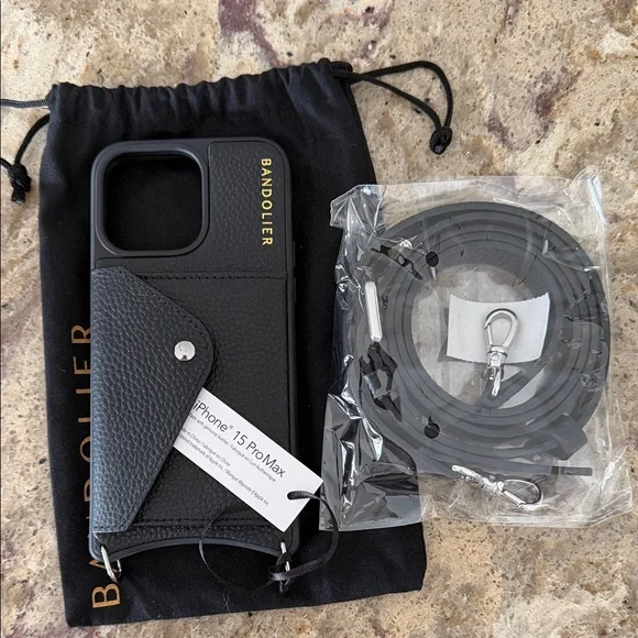 Bandolier Hailey side slot Crossbody - iPhone 15 Pro Max - Black/ Silver *NWT* - Picture 1 of 1